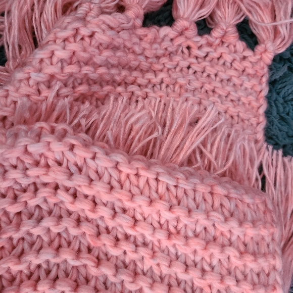 NWT Old Navy Pink Scarf - Picture 7 of 7